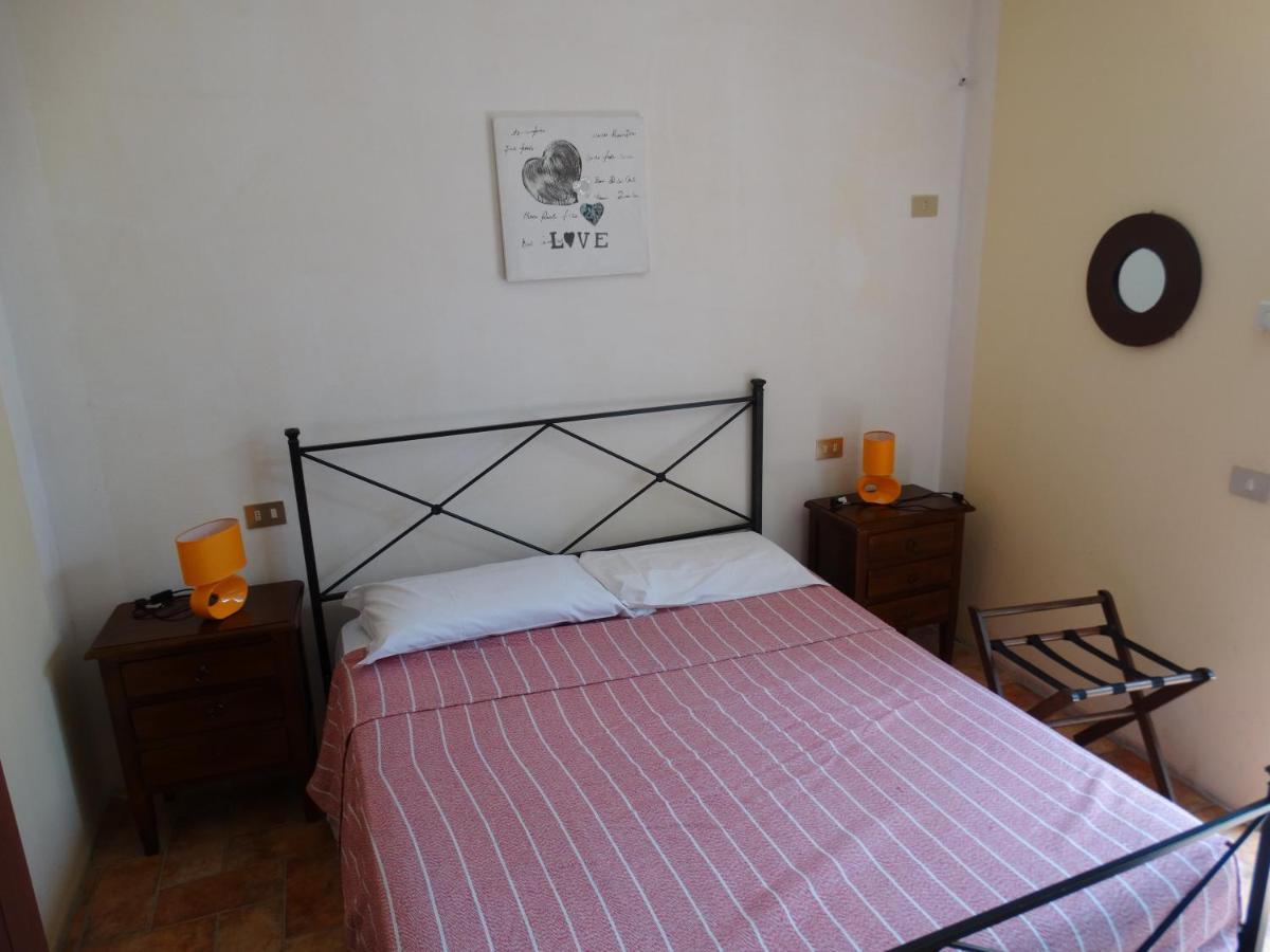 Agriturismo La Terrazza Valfabbrica Екстериор снимка