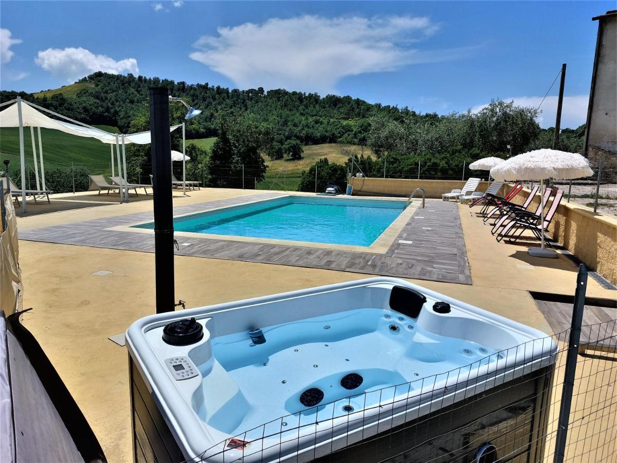 Agriturismo La Terrazza Valfabbrica Екстериор снимка